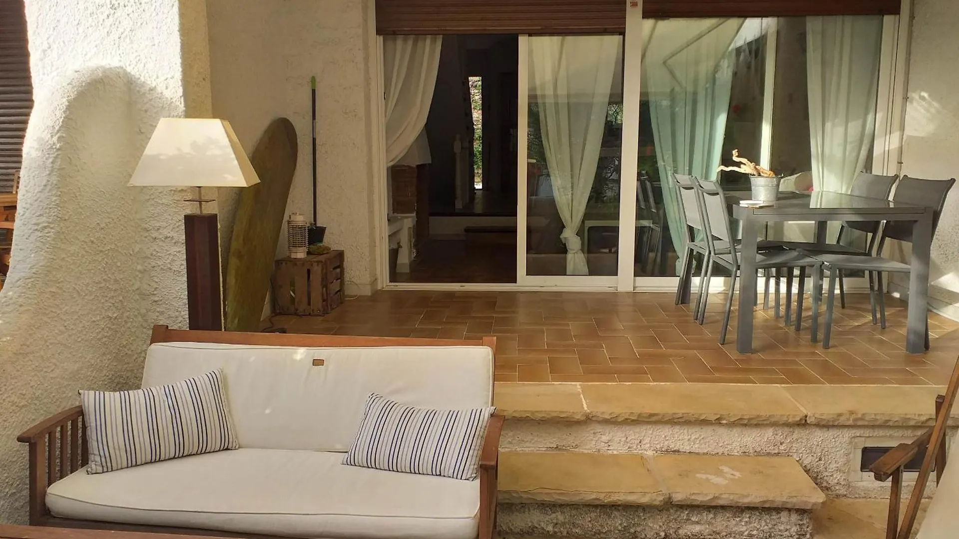 Villa R157 - Casa Alorda Park Con Piscina , Jardin Y Cerca De La Playa à Calafell 0*,  Espagne